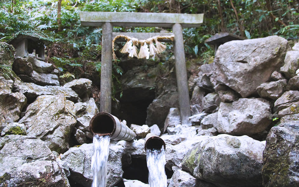 天の岩戸